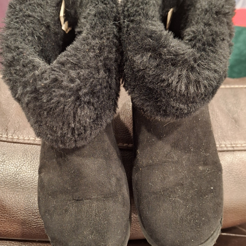 Carters faux fur boots
